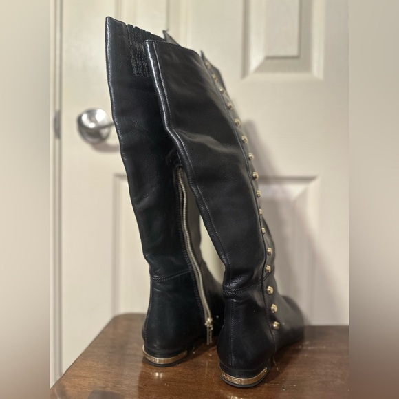 ♦️ Michael Kors Black knee high leather boots with gold studs size 5.5 - Picture 11 of 16